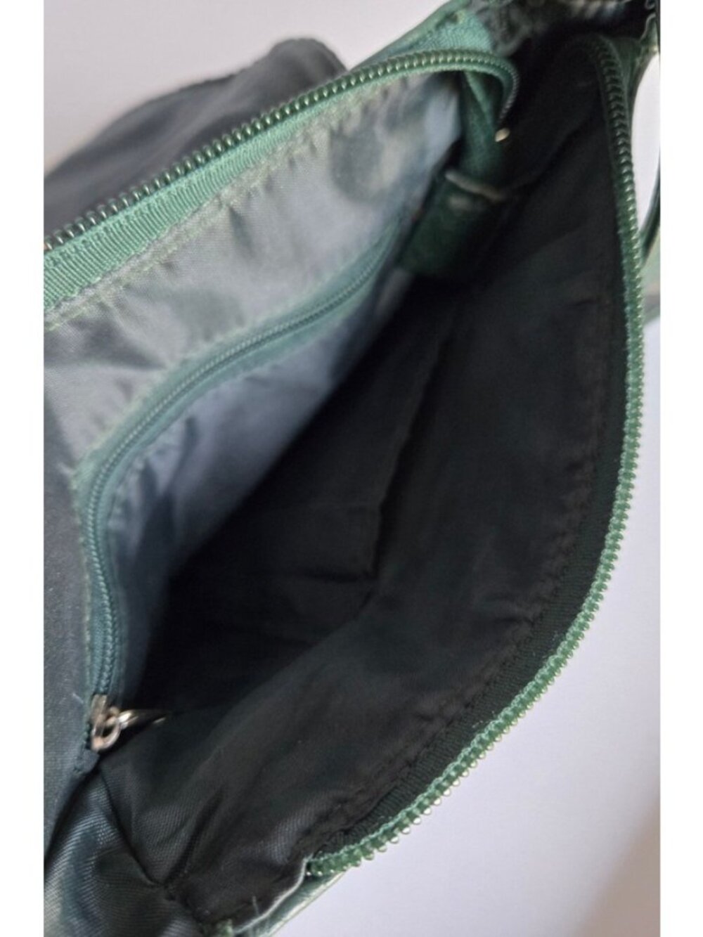 Small Crossbody Bag ~ Genuin Green Leather ~Flap Boho Purse with Zipper - Picture 3 of 7